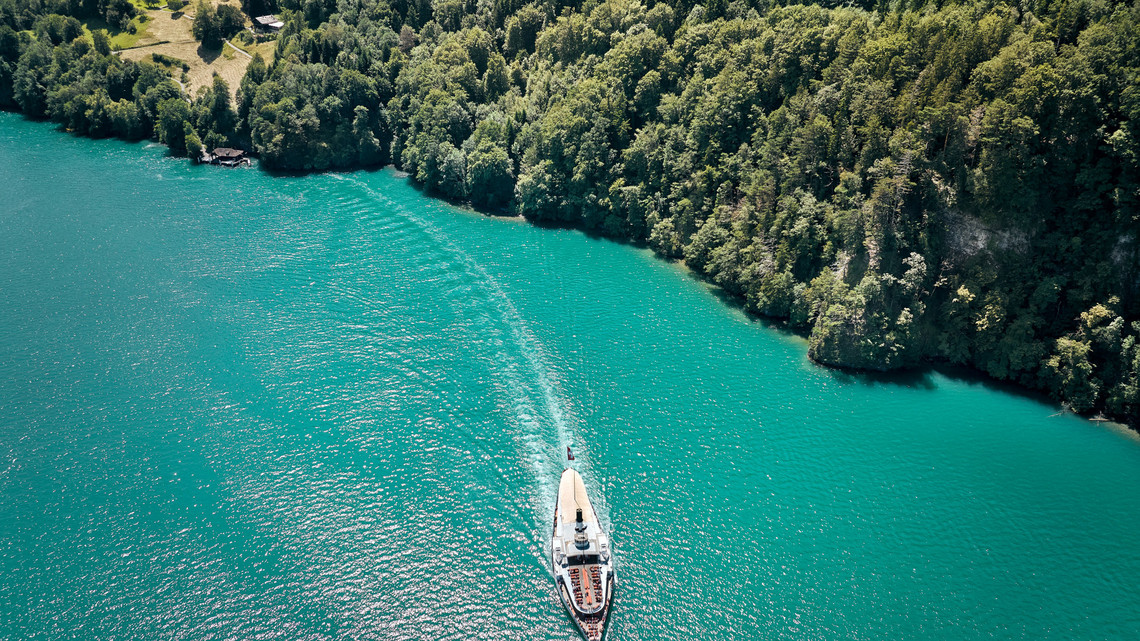 The steamship Gallia sails past the great and small Mythen.