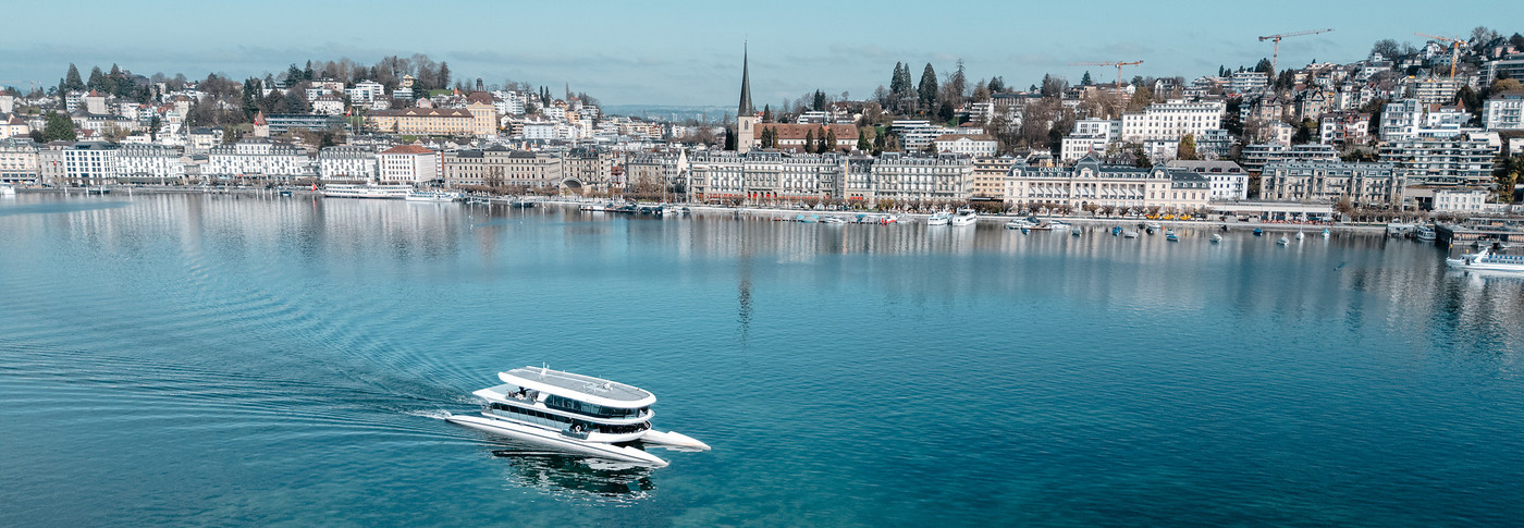 The motor vessel Bürgenstock sails for Lucerne on a beautiful summer day.