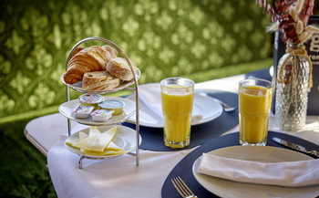 Breakfast and Brunch on Board