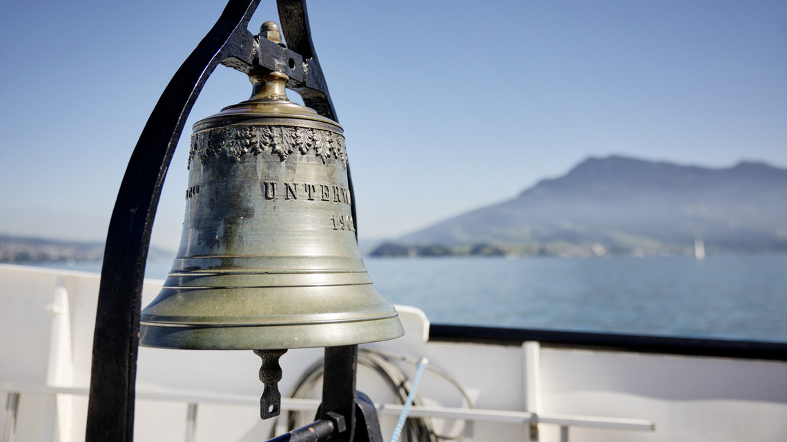 Die Glocke auf dem Dampfschiff Unterwalden.
