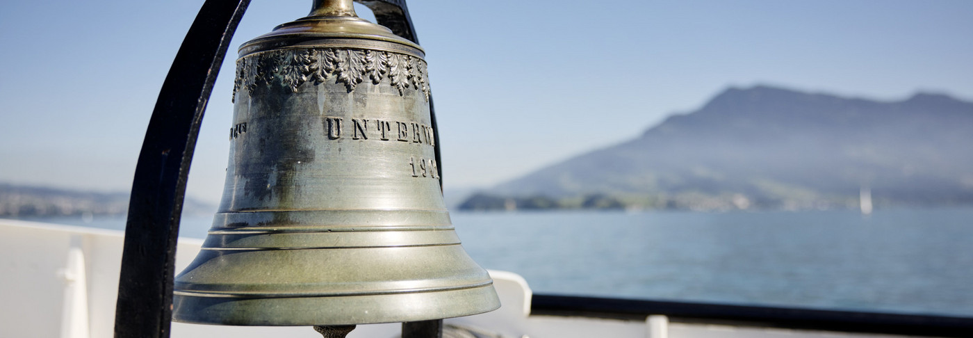 Die Glocke auf dem Dampfschiff Unterwalden.